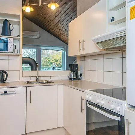 בית נופש 10 Person In Glesborg-by Traum