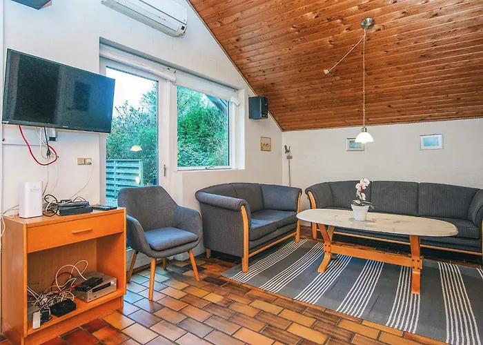 10 Person In Glesborg-by Traum * Glesborg